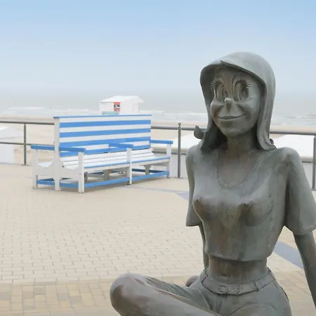 Retreat With Sunny Terrace, Cleaning Included Middelkerke