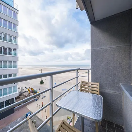 Apartamento Retreat With Sunny Terrace, Cleaning Included Middelkerke